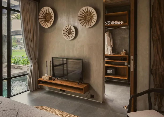 Danu Bali Villa *